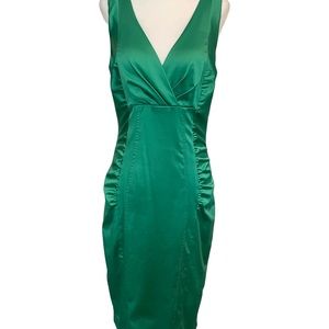 Le Chateau green crossover ruched dress. Size medium. Back split